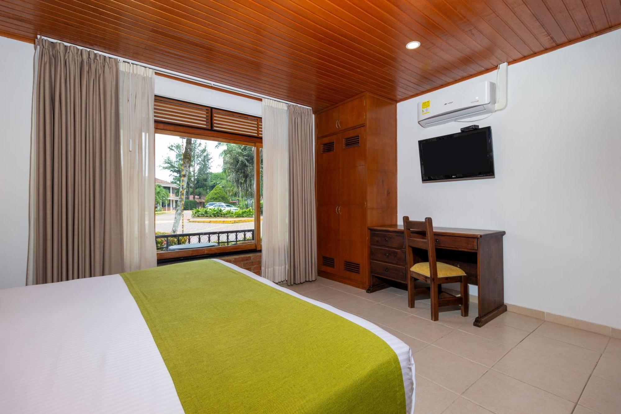 Hotel Campestre La Potra Апиай Экстерьер фото